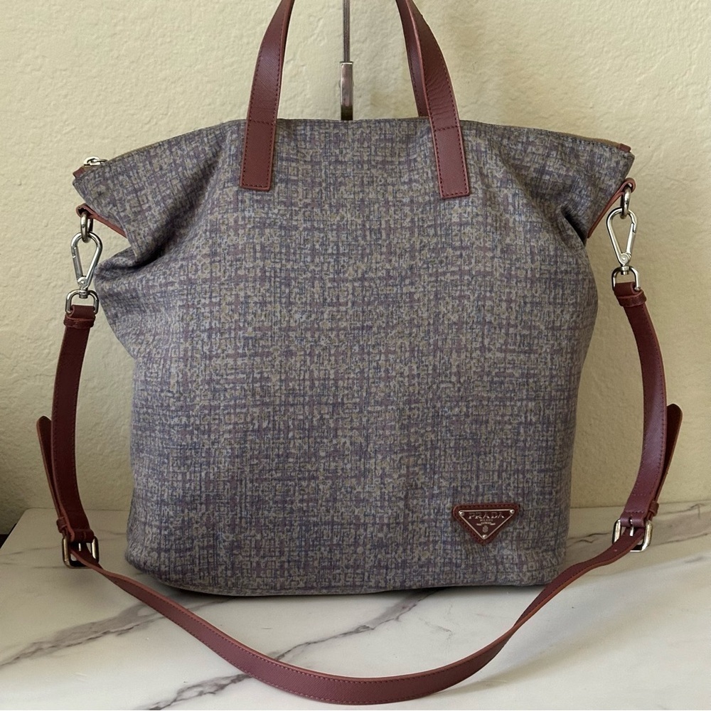 💕PRISTINE AUTHENTIC PRADA LARGE FABRIC/ LEATHER 2 WAY BAG 💕